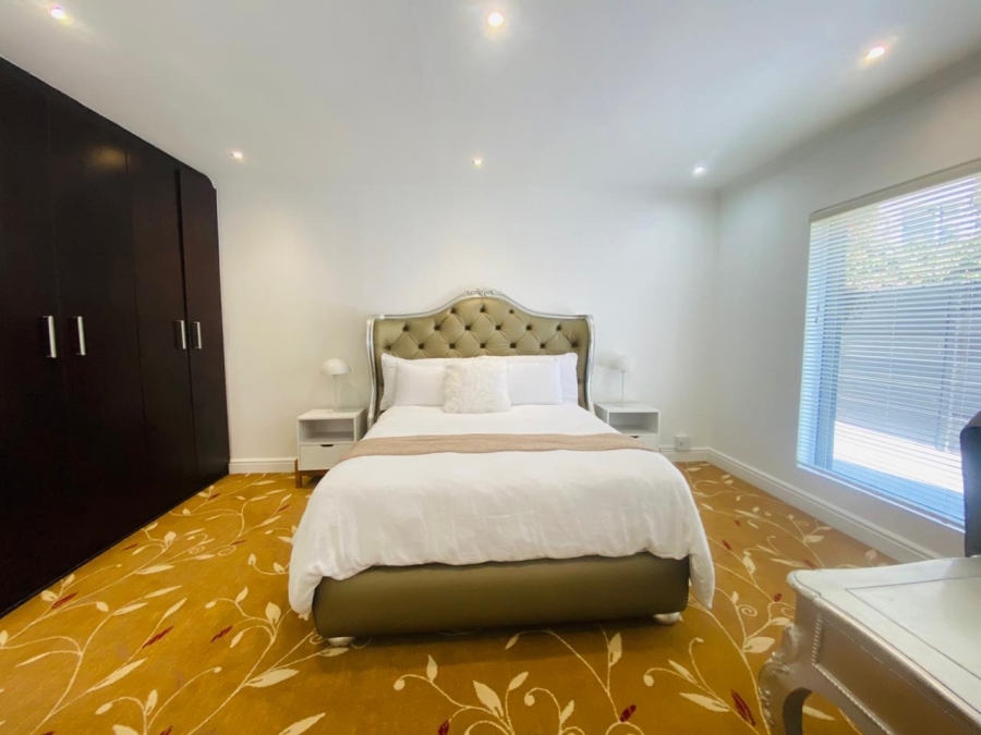 5 Bedroom Property for Sale in Sunset Beach Western Cape